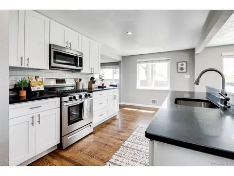 5303 Iris St, Arvada, CO 80002 photo 13