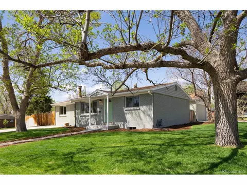5303 Iris St, Arvada, CO 80002 photo 2