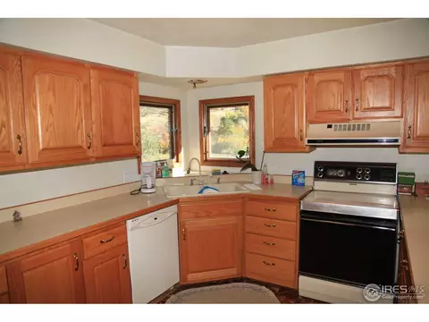 2154 Apple Valley Rd, Lyons, CO 80540 photo 5