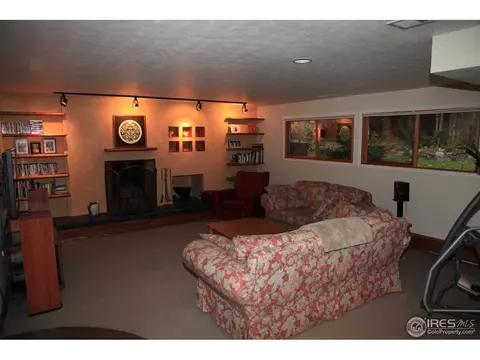 7033 Roaring Fork Trl, Boulder, CO 80301 photo 17