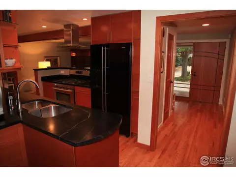 7033 Roaring Fork Trl, Boulder, CO 80301 photo 6