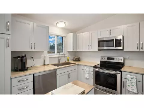 19155 E Oberlin Dr, Aurora, CO 80013 photo 6