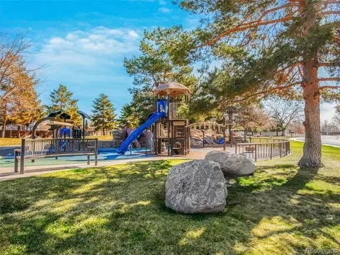 1990 Ceylon St, Aurora, CO 80011 photo 37