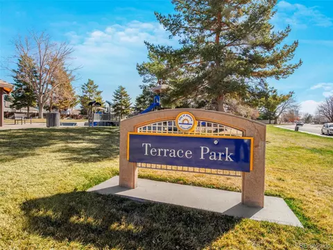1990 Ceylon St, Aurora, CO 80011 photo 33
