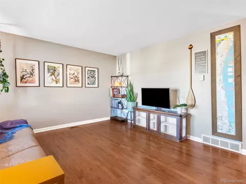 1990 Ceylon St, Aurora, CO 80011 photo 3