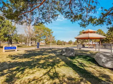1990 Ceylon St, Aurora, CO 80011 photo 35