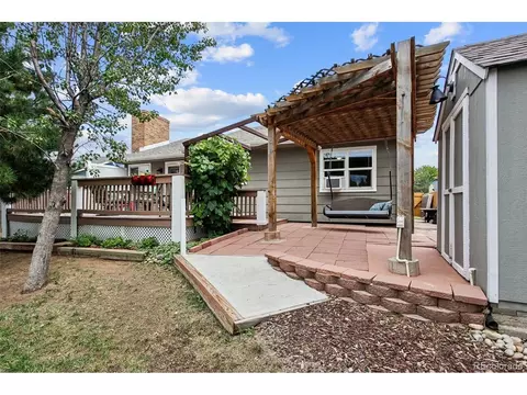 Exterior - 18729 E Oregon Dr, Aurora, CO 80017 photo 7 of 8