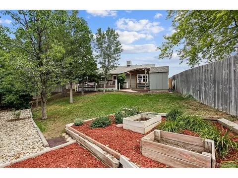 Exterior - 18729 E Oregon Dr, Aurora, CO 80017 photo 6 of 8