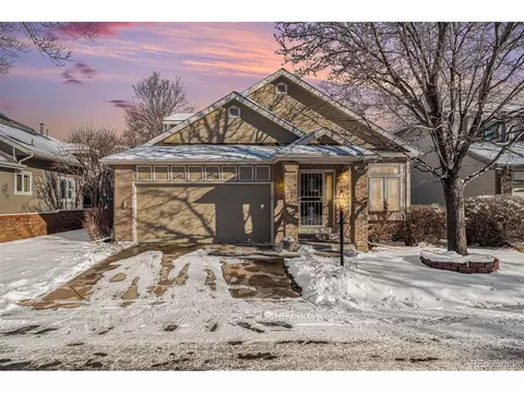 2586 S Independence Ct, Lakewood, CO 80227