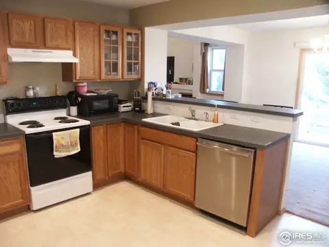 10501 Dresden St, Firestone, CO 80504 photo 2
