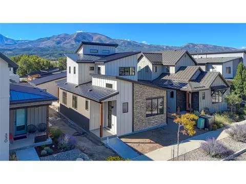 326 Old Stage Rd, Salida, CO 81201