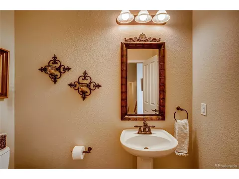 7562 E 8th Pl, Denver, CO 80230 photo 12