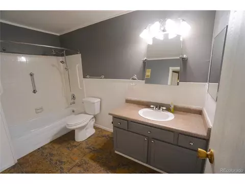 331 Wright St #201, Lakewood, CO 80228 photo 14
