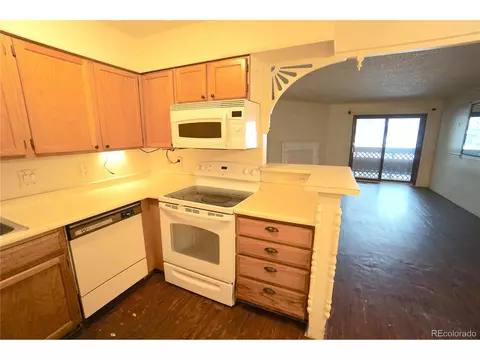 331 Wright St #201, Lakewood, CO 80228 photo 7