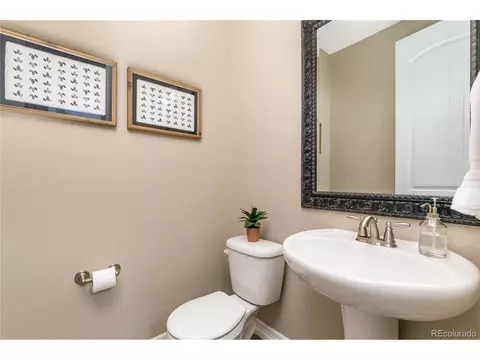 8481 E 54th Dr, Denver, CO 80238 photo 12