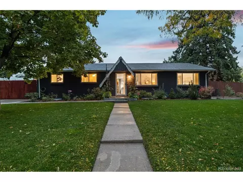 696 S Quentin St, Aurora, CO 80012