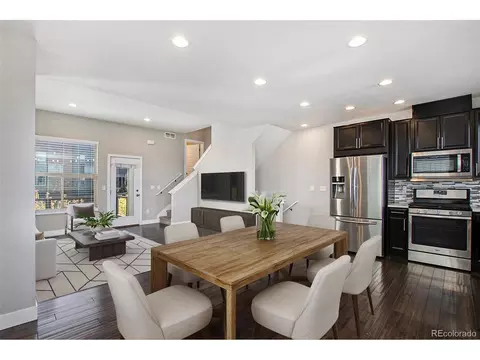 2521 Moline St, Aurora, CO 80010