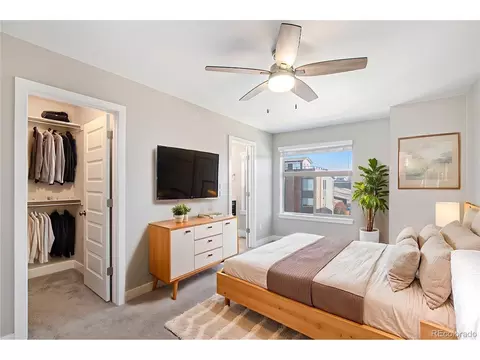 2521 Moline St, Aurora, CO 80010 photo 5