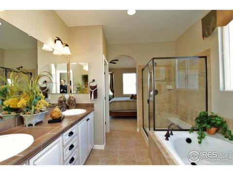 8669 Raspberry Dr, Frederick, CO 80504 photo 11