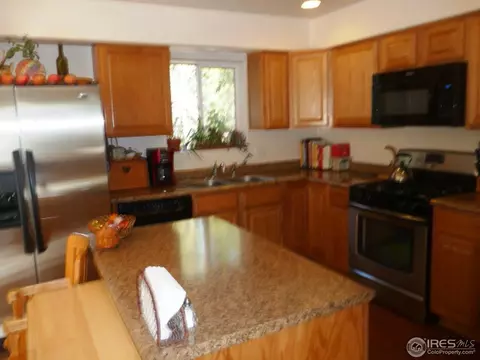 652 Mountain Meadows Dr, Black Hawk, CO 80422 photo 2