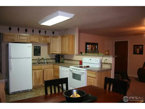 2007 31st St, Greeley, CO 80631 photo 7