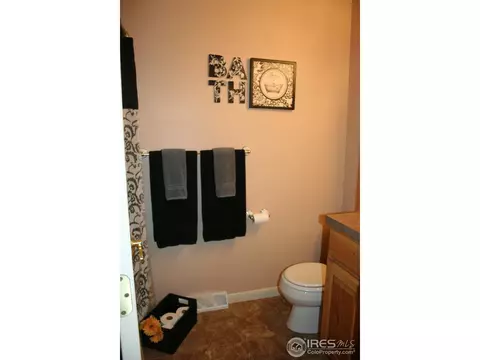 2007 31st St, Greeley, CO 80631 photo 10