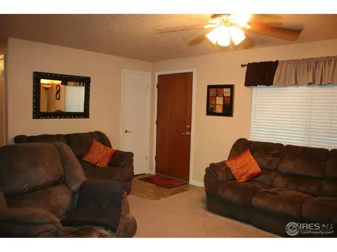 2007 31st St, Greeley, CO 80631 photo 2