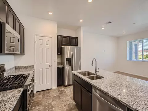 20912 E 60th Ave, Aurora, CO 80019 photo 4