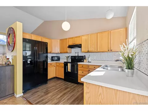 4948 Duluth Ct, Denver, CO 80239 photo 12