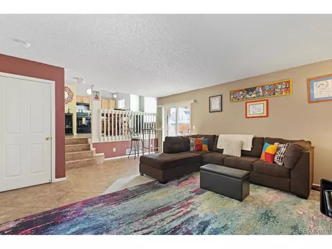 4948 Duluth Ct, Denver, CO 80239 photo 1
