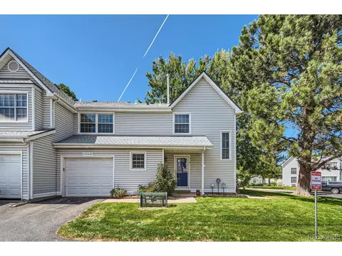 12554 E Pacific Cir #F, Aurora, CO 80014
