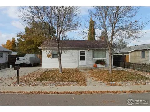 325 3rd St, Dacono, CO 80514 photo 2