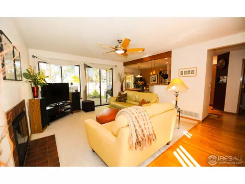 4086 Dawn Ct, Boulder, CO 80304 photo 4