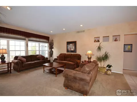 622 Trappers Pl, Windsor, CO 80550 photo 4