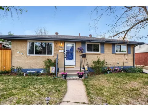 3173 W Farmdale Rd, Englewood, CO 80110