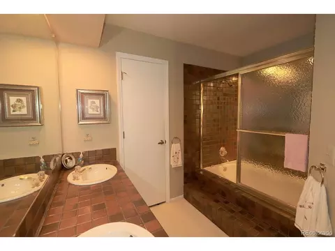Undisclosed, Centennial, CO 80122 photo 15