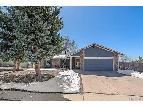 921 Mountain View Dr, Castle Rock, CO 80104