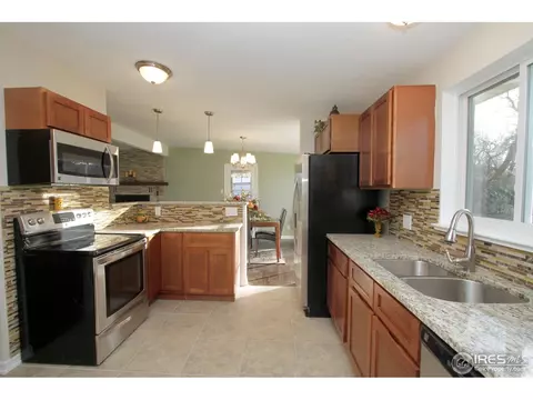 6065 Cody St, Arvada, CO 80004 photo 9