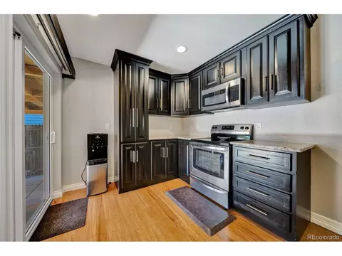 14601 Elk Pl, Denver, CO 80239 photo 5