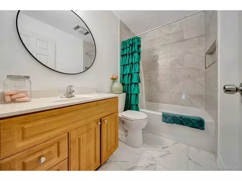 14601 Elk Pl, Denver, CO 80239 photo 10