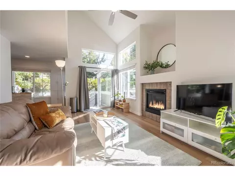 805 Summerhawk Dr #L69, Longmont, CO 80504
