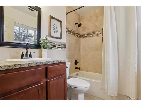 Bath - 2726 E Otero Pl #5-8, Centennial, CO 80122 photo 1 of 2