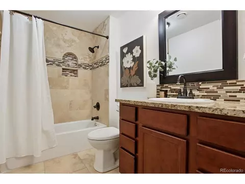 Bath - 2726 E Otero Pl #5-8, Centennial, CO 80122 photo 2 of 2