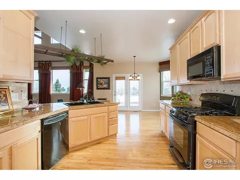 8840 Longs Peak Cir, Windsor, CO 80550 photo 6