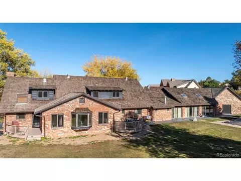 8935 W Bear Creek Dr, Lakewood, CO 80227