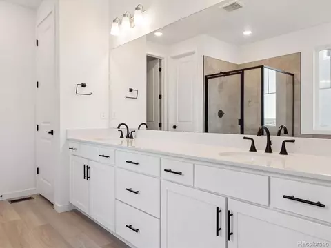 25161 Evans Dr, Aurora, CO 80018 photo 15