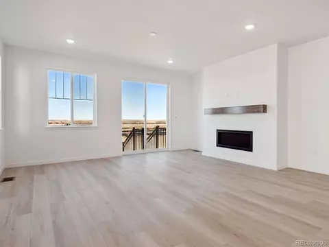 25161 Evans Dr, Aurora, CO 80018 photo 4