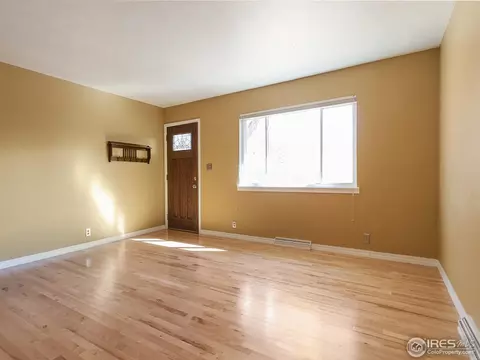 755 39th St, Boulder, CO 80303 photo 2