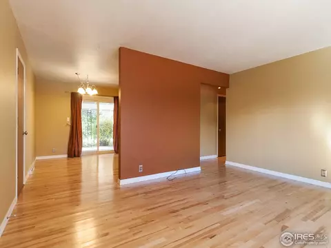 755 39th St, Boulder, CO 80303 photo 3