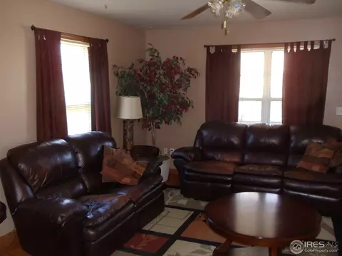 119 E Iowa Ave, Berthoud, CO 80513 photo 2